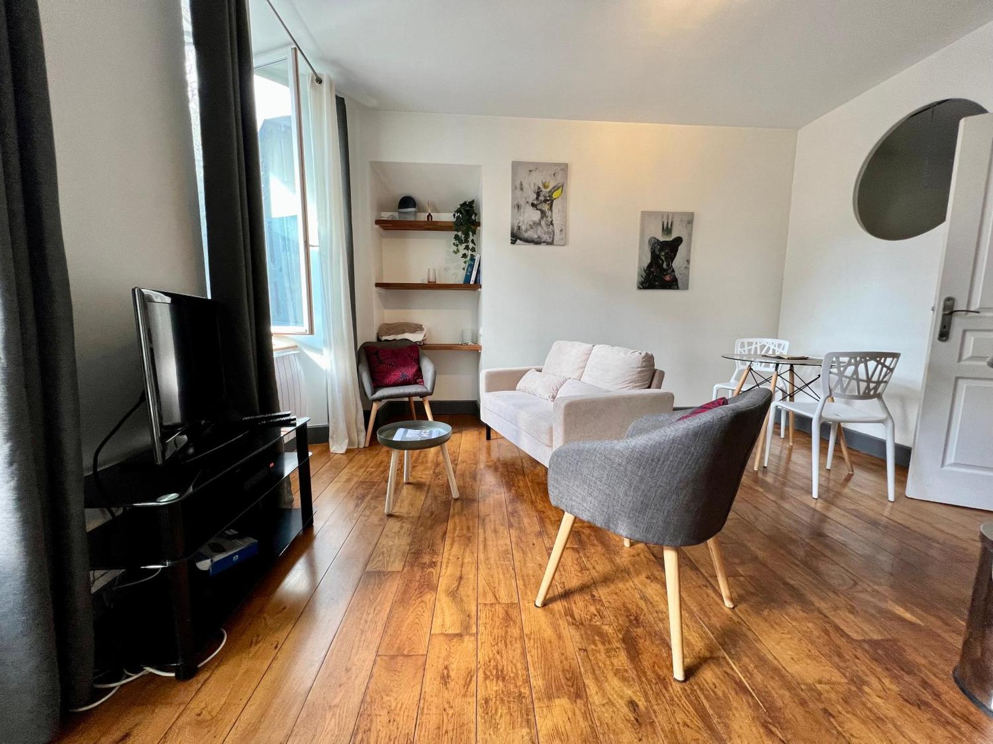 Joli Appartement En Centre Ville Bagnères-de-Bigorre Dış mekan fotoğraf